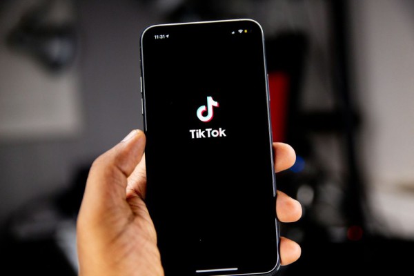 TIKTOK LUNCURKAN FITUR ‘SOUND SEARCH’.