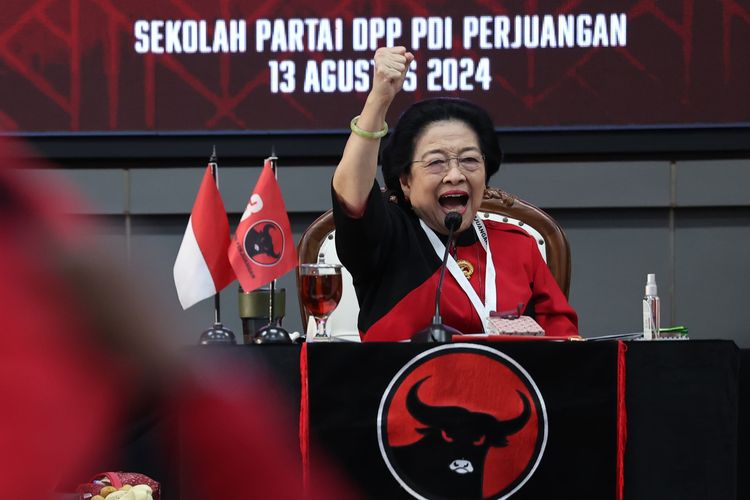 MEGAWATI MINTA KADER PDI-P PERKUAT SOLIDITAS.